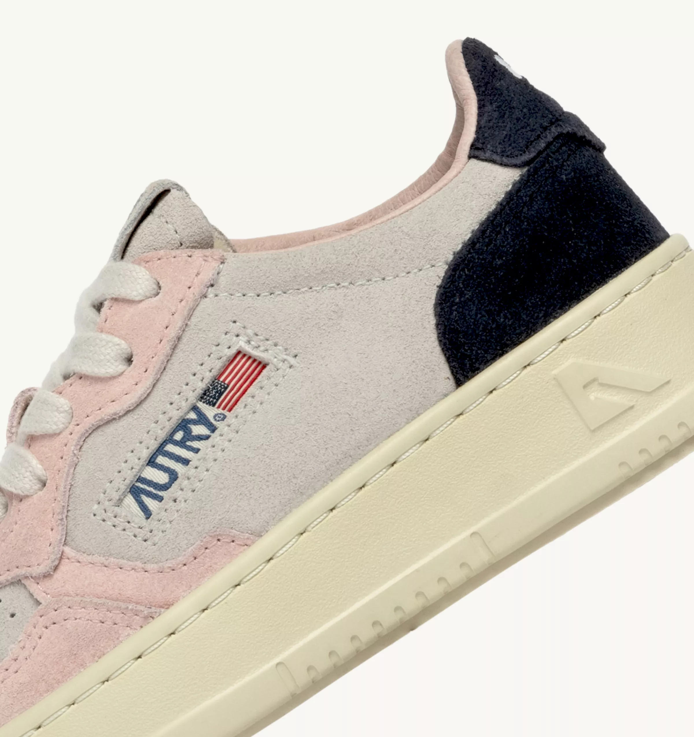 Baskets MEDIALIST, Autry