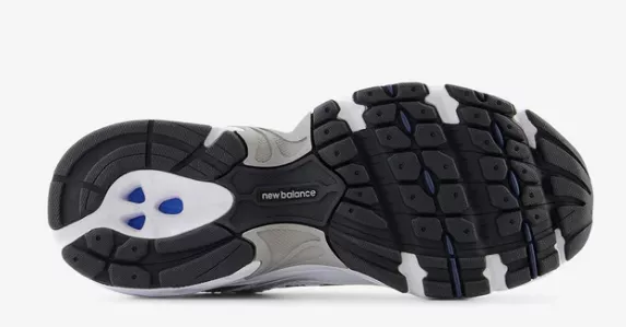 NEW BALANCE blanches lacets 36 à 39