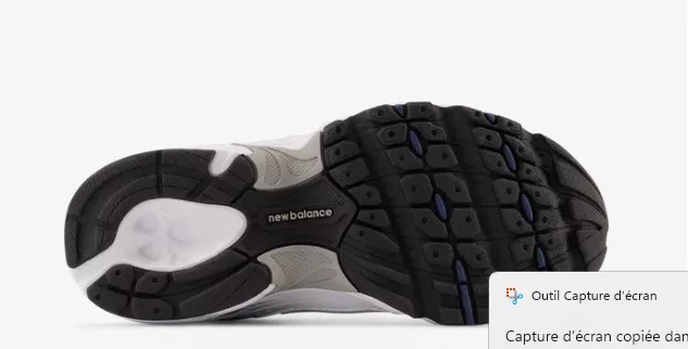 NEW BALANCE blanches lacets 28 à 35