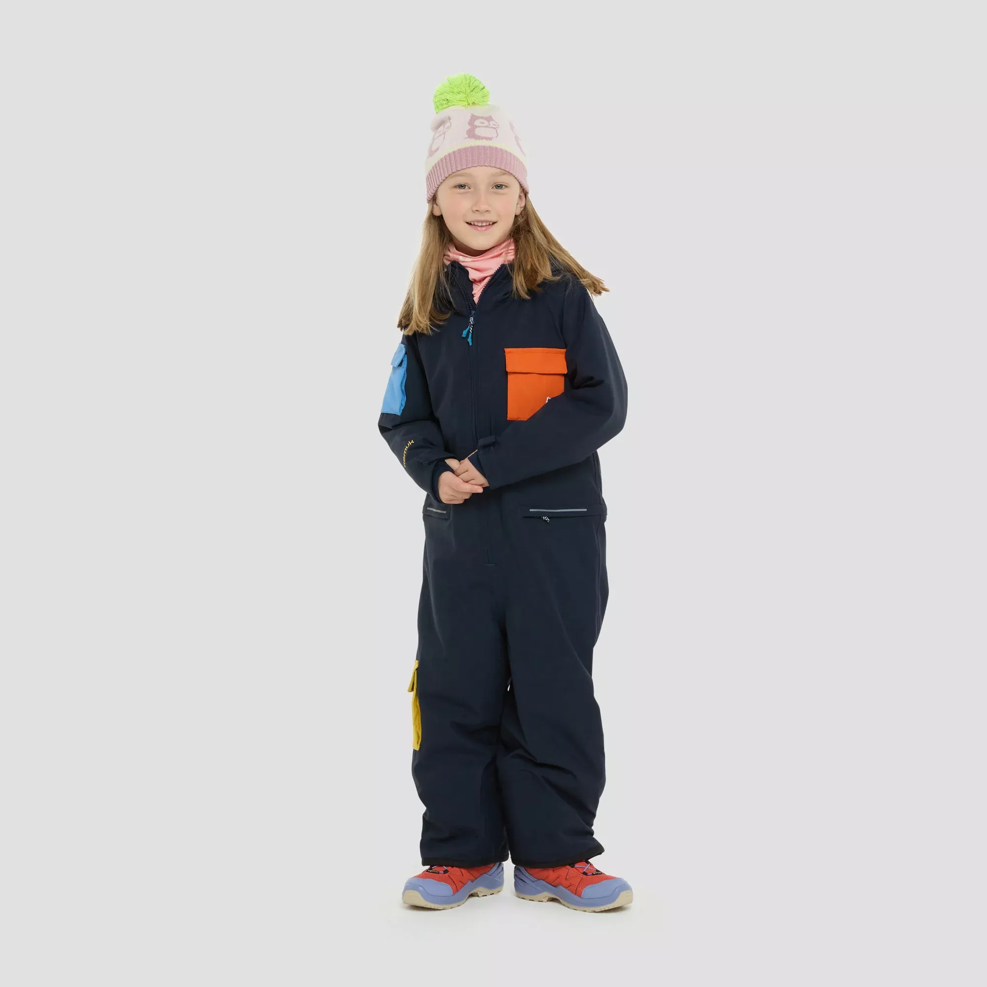 Snow overall, NAMUK